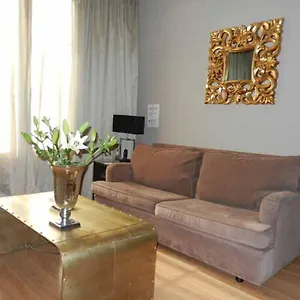 Aparthotel Grandom